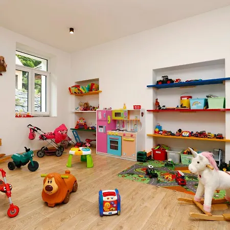 Raseliniste By Interhome Appartement Desná